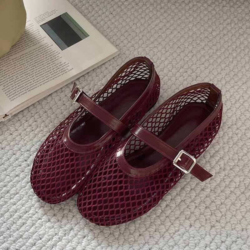 signer Cosy Mesh Heels Women Flat Shoes Fashion Round Toe Buckle Strap Casual Outdoor Dress Sandals