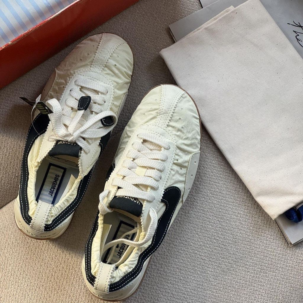 Of of ofnet Co-Branded Beige รองเท้าเทรนนิ่งเยอรมันผู้หญิงสีดําสีแดงใหม่รองเท้าผ้าใบน้ําหนักเบาเป็นพิเศษผู้ชาย Anti-Slip วาฟเฟิล Laced-Up