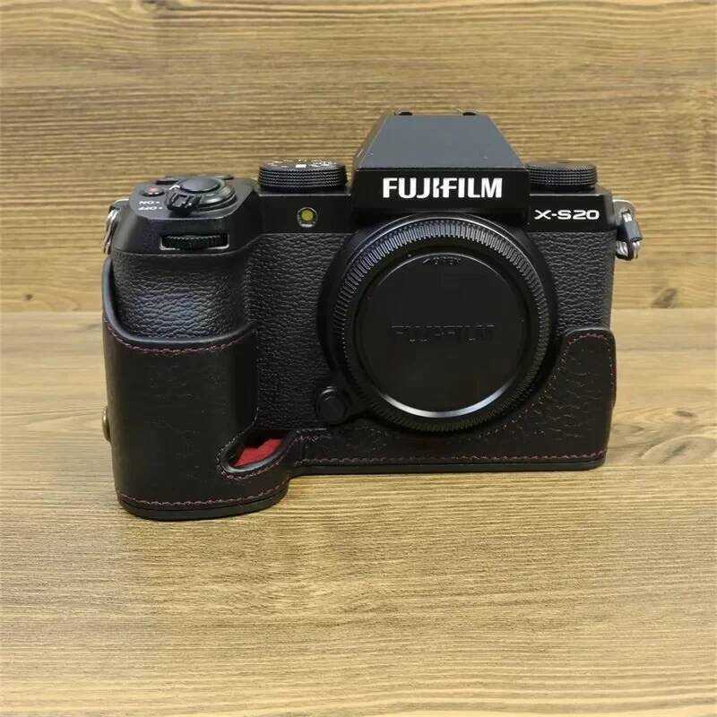 ▥ สําหรับ ของแท้หนังครึ่งฐานสําหรับ Fujifilm Fuji X-S20 กระเป๋าด้านล่างผิว