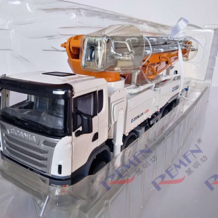 SCANIA SCANIA SCANIA 64X-6RZ ปั๊มคอนกรีตรถบรรทุก 64m Alloy Trailer รุ่น 1: 38