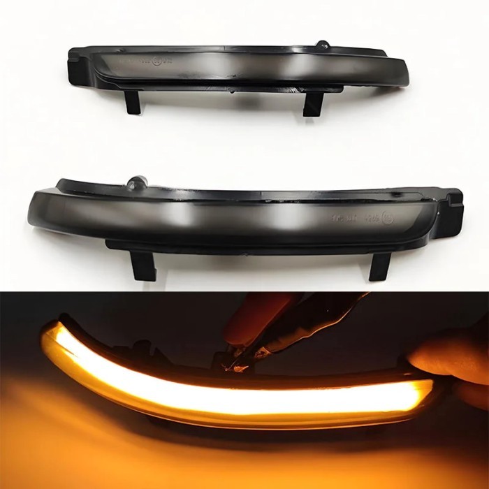 Rearview mirror lights are applicable to Skoda Octavia 1Z3/1Z5/Superb 3T4/3T5 with wash lamp functi