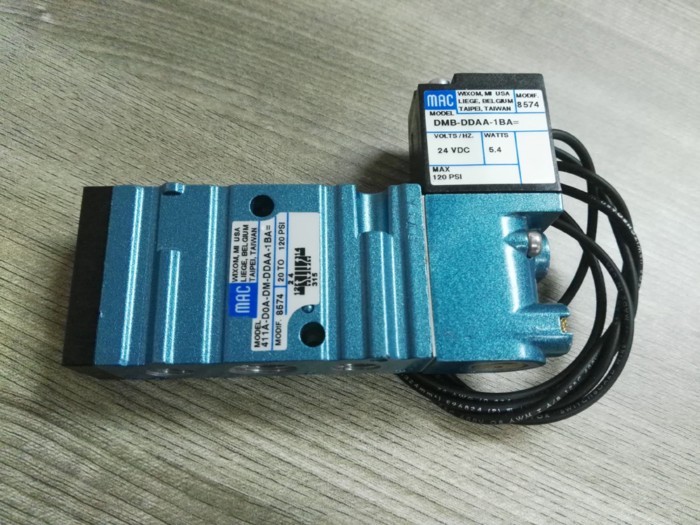 1pc 411A-DOA-DM-DDAA-1BA MOD8574   MAC Solenoid Valve New Original