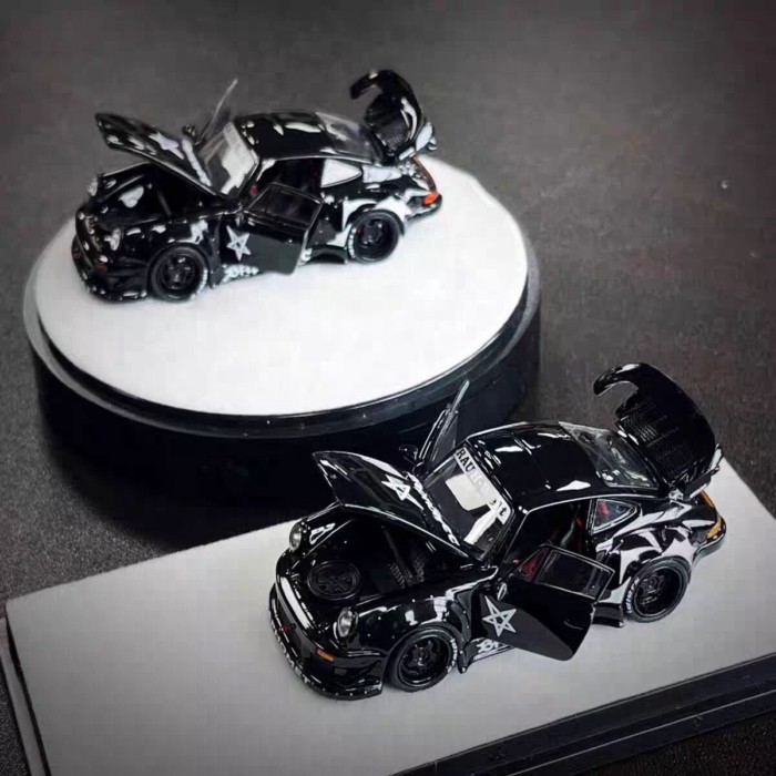 คลังสินค้าพร้อม PGM 1: 64 Porsche Porsche RWB 930 Demon Full Open Alloy Car Model Jewelry