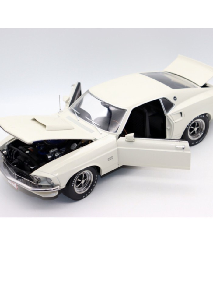 61HighWay 1 18 รถ 1969 Mustang Boss 429 Mustang Muscle Car Model Out of Print Car Model