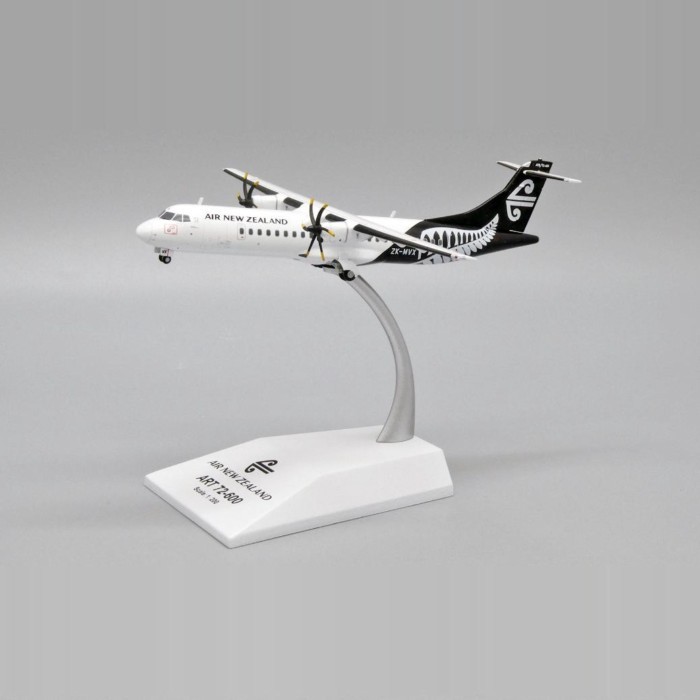 พร้อมส่ง JC Wings 1: 200 New Zealand Airlines ATR72-600 ZK-MVX Alloy Airplane Model Out of Print Mod