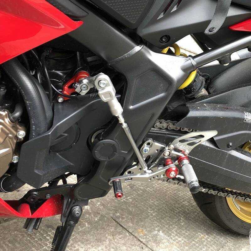ชุดพักเท้าหลังแบบปรับได้ CNC สำหรับมอเตอร์ไซค์ HONDA Cb650f Cbr650f Cb650r Cbr650r