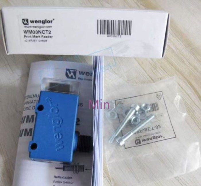 New original WM03PCT2  WM03NCT2  photoelectric sensor postage