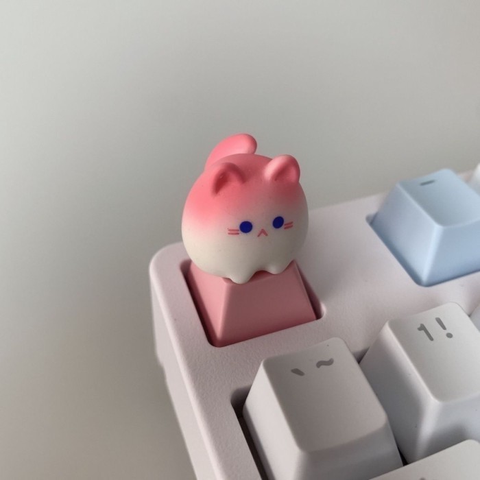 Original Creative Keycap ลูกแมวน่ารักการ์ตูนสัตว์สาวสีชมพู OEM อาหารเสริมสามมิติ Keycap เดี่ยว