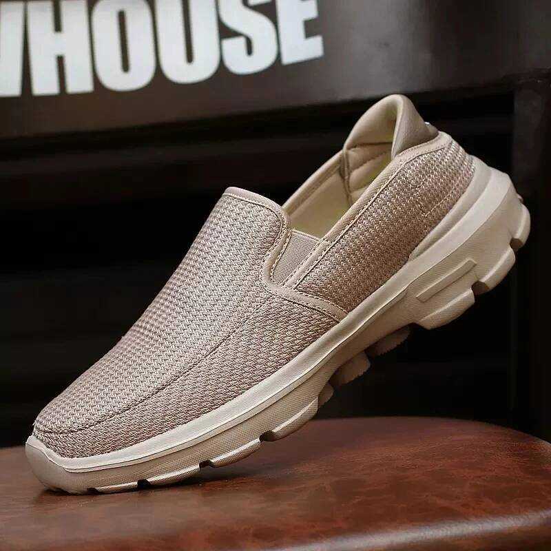 Loafers Spring New Driving Shoes Men Breathable Men Casual Shoes Non-Slip Shoes Loafers Big Size 45