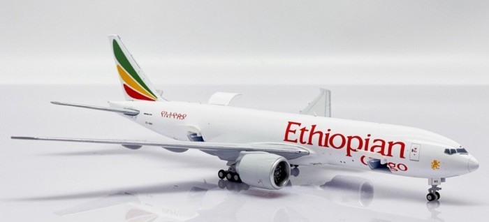 พร้อมส่ง JC Wings 1: 400 เอธิโอเปีย Airlines B777-200LRF ET-AWE เปิดประตูออกจากรุ่นพิมพ์