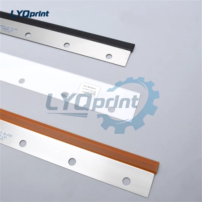 10 Piece Komori L40 Wash Up Blade Offset Spare Parts For Komori Offset Printing Machine Length 1110