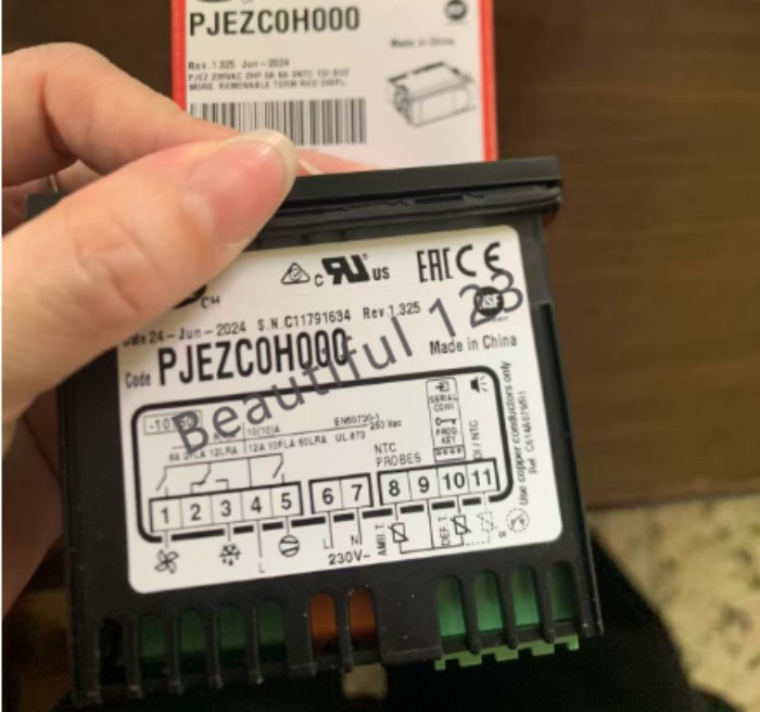 Carl Thermostat  PJEZC0H000 PJEZCOHOOO Double Probe Three Output