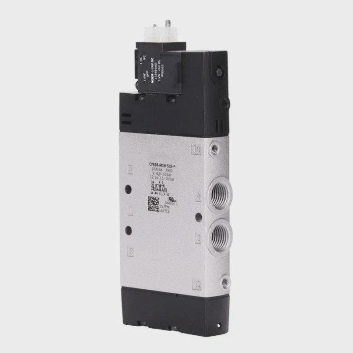 CPE18-M3H-5J-1/4 Solenoid valve  CPE18-M3H-5JS-1/4 Brand New Original