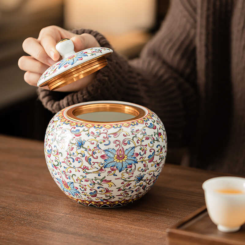 n Painted Flower Entwined Lotu Ceramic Jar Vintage Seal -Proof Storage Jar Enamel Color Storage Jar