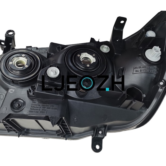 For Toyota 98-07 old Land Cruiser FJ100 headlight semi-assembly