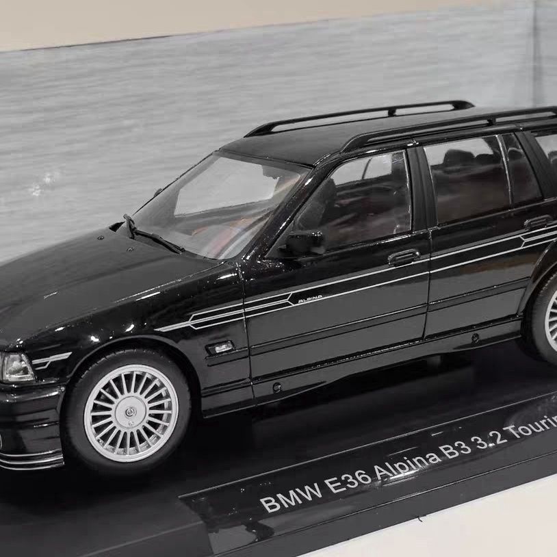 MCG 1/18 BMW E36 Alpina B3 Touring Car Model Alloy Do Not Open the Door