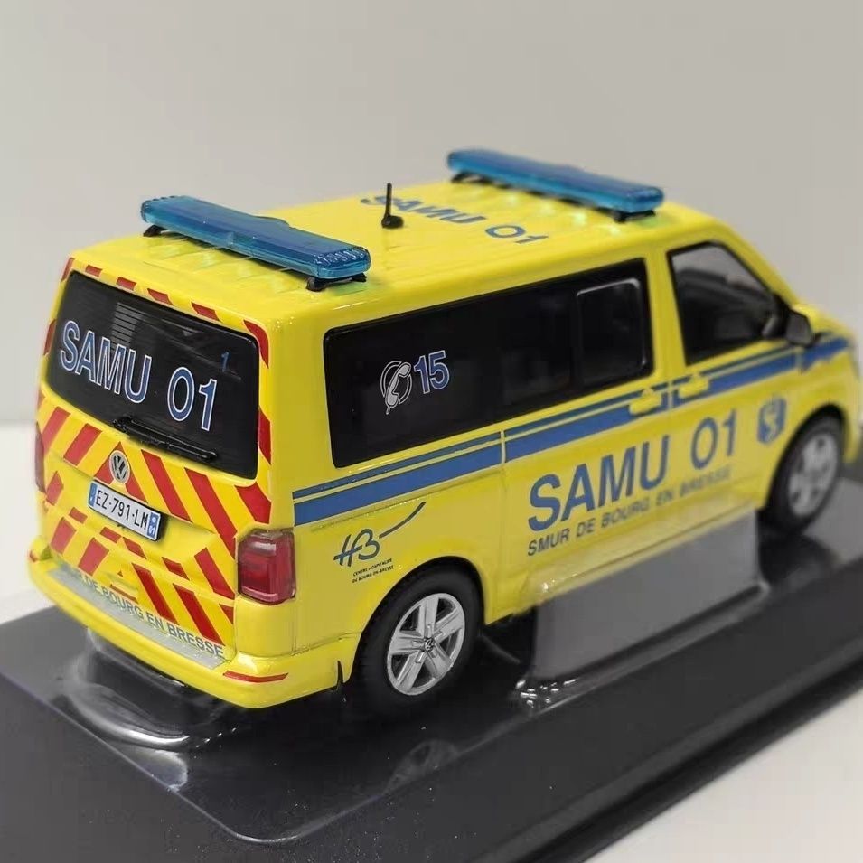 ODEON 1/43 VW T6 SAMU Volkswagen Fire Truck Model Alloy Our Main Management Model