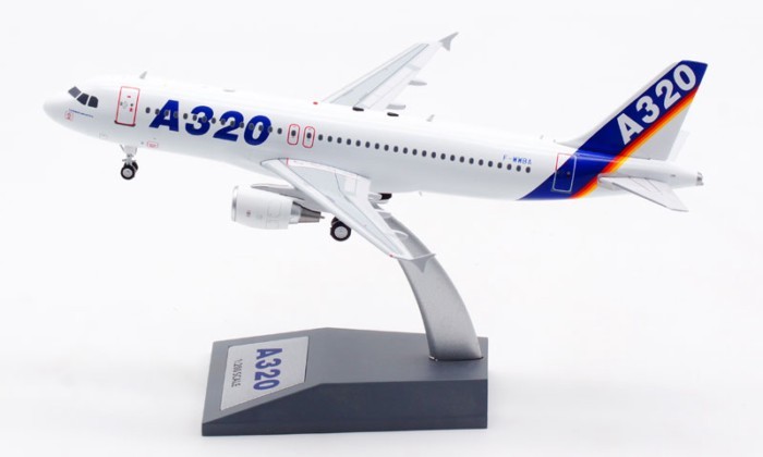 คลังสินค้าพร้อม Airbus Original รุ่น A320 F-WWBA F-WWIQ A320Neo F-WNEO 1: 200 Alloy Out of Print Mod