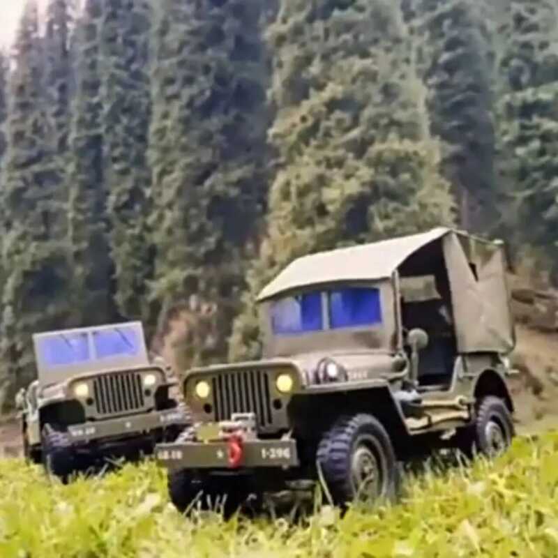 1: 10 RC รถ JJRC C8815 Jeep Off Road MB รถขนส่งอเนกประสงค์ 4WD จําลองรถปีนเขา