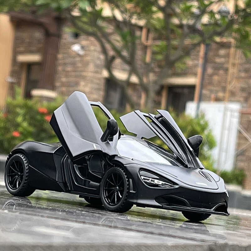 1/32 McLaren 720S รถจําลองโลหะผสมดึงกลับเสียงของเล่นเด็กรถเค้กตกแต่งของขวัญ