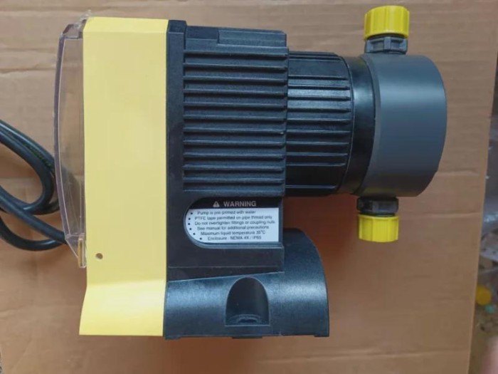 MILTON Roy New LMI Original Electromagnetic Diaphragm Metering Dosing Pump P+166-738NI