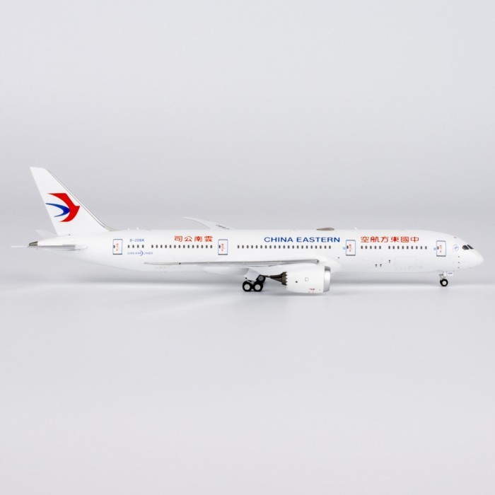 พร้อมสต็อก NG ยี่ห้อ 1: 400 China Oriental Airlines B787-9 B-206K โมเดลเครื่องบินโลหะผสม Limited Edi