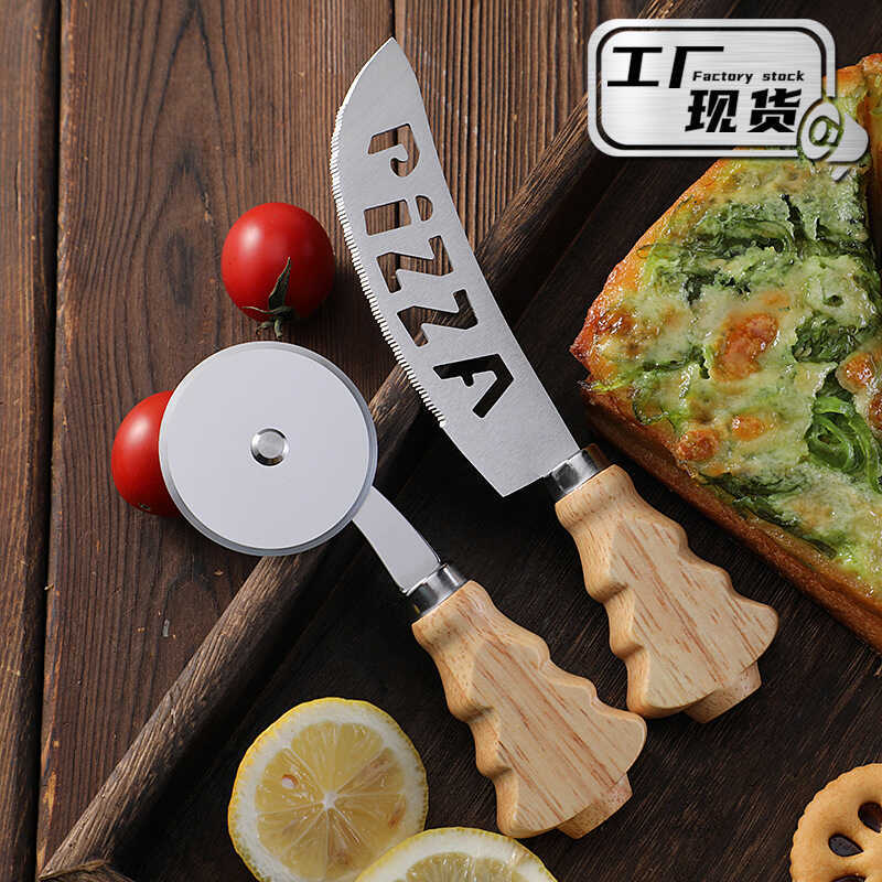 Creative Christmas Tree Saknife PIZZA Cutter Oak Handle PIZZA Roller Knife PIZZA Cutter เครื่องตัดพา