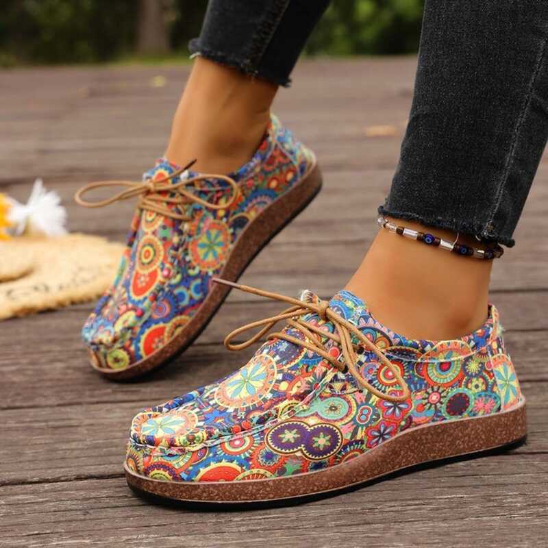 25 Women's Printed Canvas Shoes Flat Platform Casual Toe Loafers Breathable Autumn Fashion Sneakers