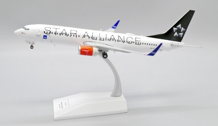 พร้อมสต็อก JC Wings 1: 200 Nordic Airlines Starry Sky League B737-800 LN-RRL รุ่น Limited Edition รถ