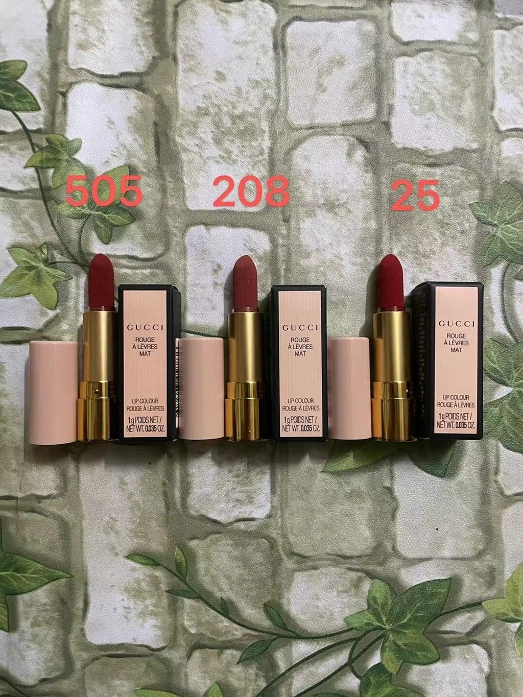 ส่วนบุคคล/จัดส่งที่ Least P17ลิปสติก Gucci 1g/ตัวอย่างคุณภาพสูง❗3 ⃣ สี : 25 #, 208 #, 505 #. เว็บไซต