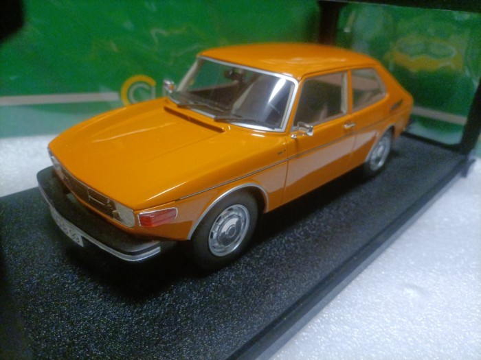 Cult 1 18 Sab Coupe Saab 99 Combi Coupe 1975 สีส้ม