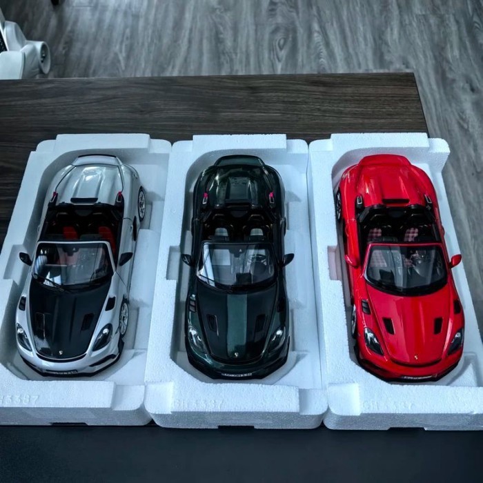 NOREV Norwell 1: 18 Porsche 718Spyder RS 2023 จําลองรถรุ่นตกแต่งรถ