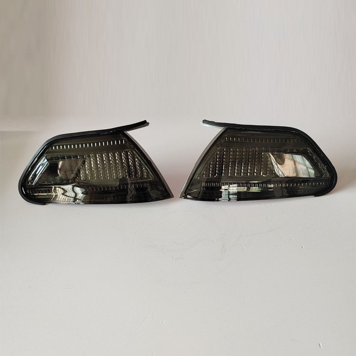 2Pcs Car Smoke Corner Lights Turn Signal 81731-22120 81741-22120 For Toyota Mark Jzx100 GX100 1997
