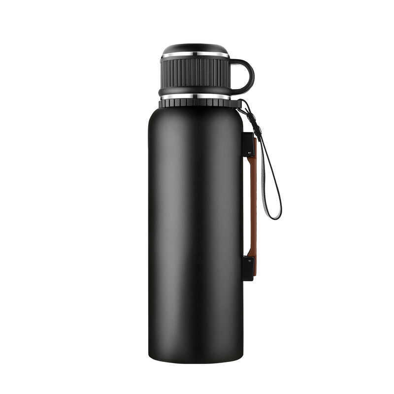 & MZRAN | Insulated Portable Travel Water Bottle 2000ml