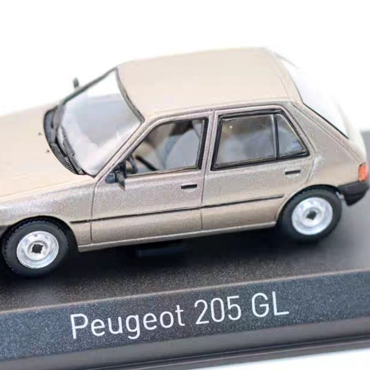Norwell 1/43 Peugeot 205 GL Peugeot 205 โมเดลรถโลหะผสมเครื่องประดับคลาสสิกแบบจําลองการจัดการหลักของเ