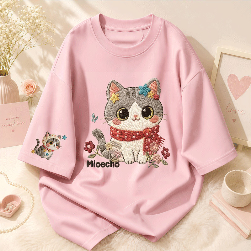 [COD] เสื้อยืดลายการ์ตูนน่ารัก ผู้หญิง โอเวอร์ไซส์ เสื้อแฟชั่นเกาหลี คอกลม แขนสั้น ผ้านุ่ม ใส่สบาย สีขาว สีดำ