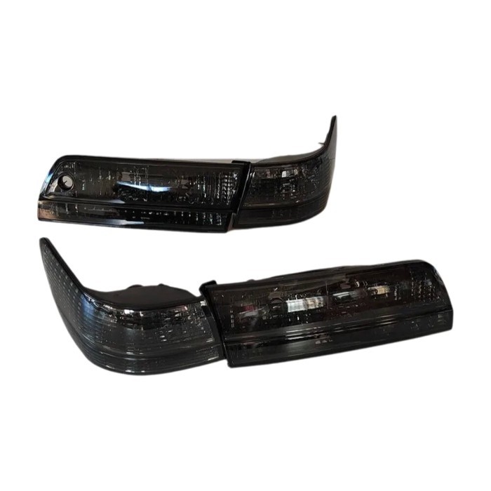 A Set Car Taillight Tail Lamp For Toyota MARK GX100  GX105 JZX100 JZX101 JZX105 1997 to 2000 Rear B