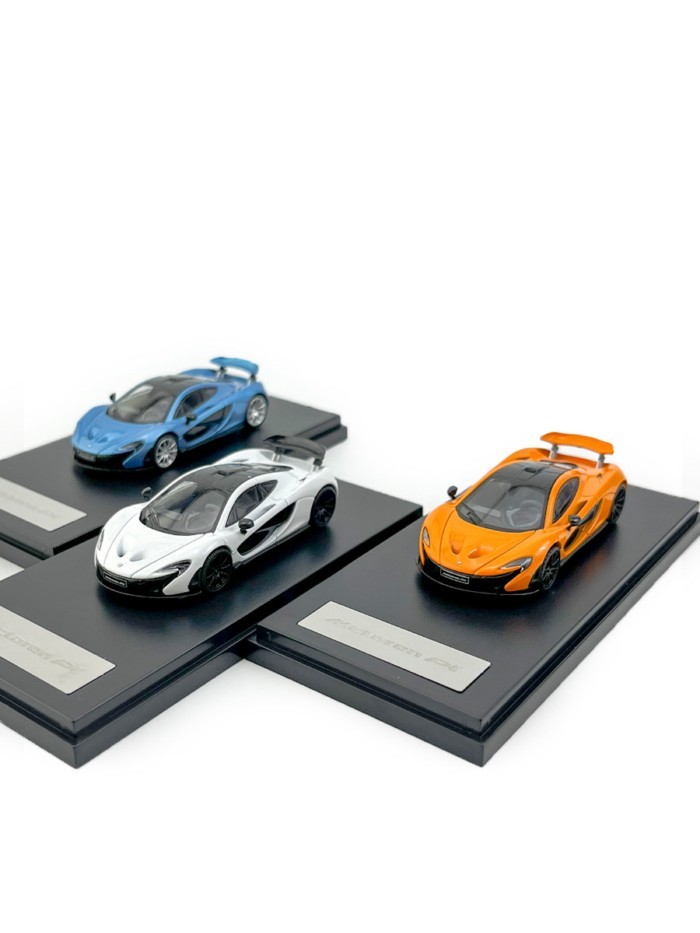 คลังสินค้าพร้อม LCD 1: 64 McLaren P1 McLaren Racing Car Alloy Car Model Collection