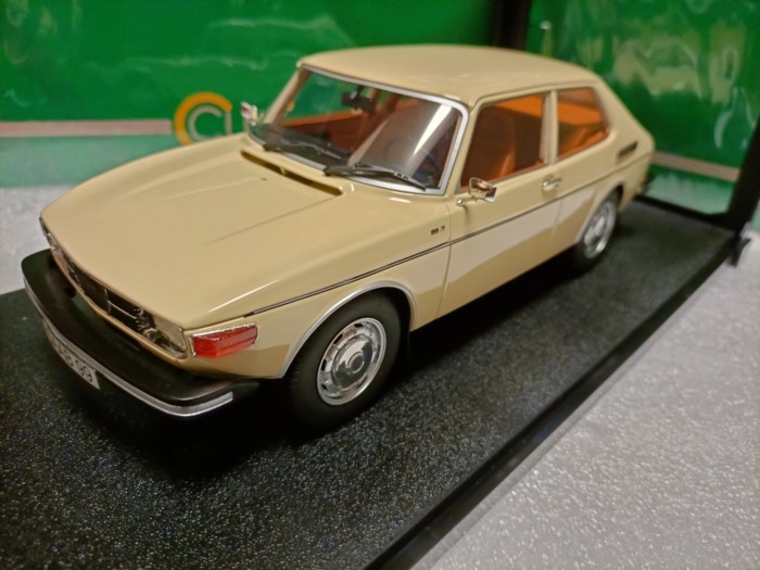 Cult 1 18 Sab Coupe Saab 99 Combi Coupe 1975 สีเบจ