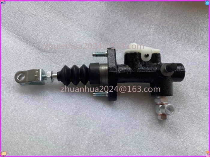 forklift parts 7F/8F brake master cylinder sub-cylinder For Toyota47410-23420-71