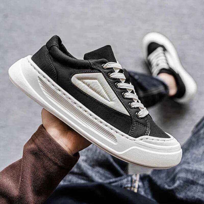 board Shoes Comfortable Platform Sneakers For Men Designer Shoes Breathable Casual Sports Shoes Man