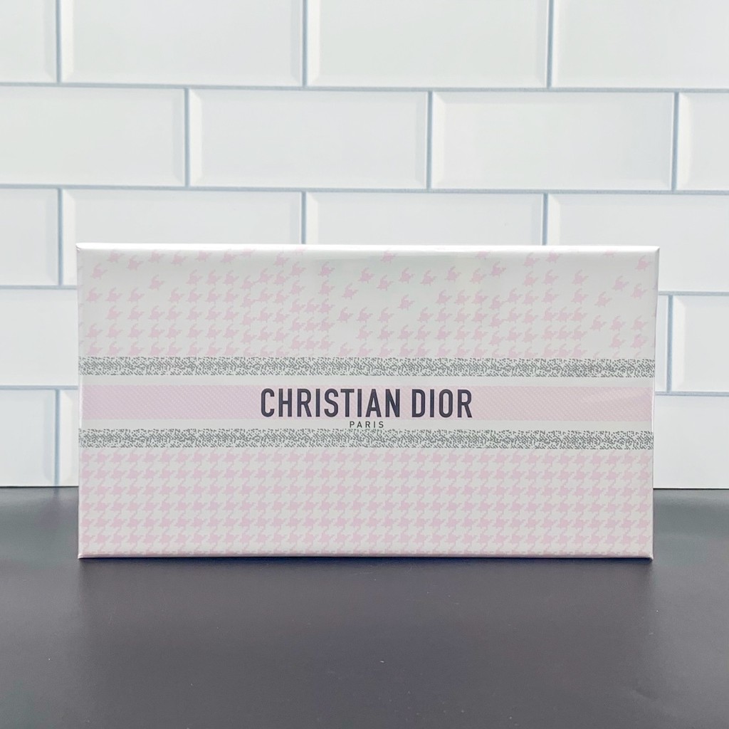 Hot Style 83 มีจําหน่ายพร้อมถุงของขวัญ+มาตรฐานจีน✔Houndstooth World ชุดสามชิ้นประกอบด้วยตัวอย่างลิปส