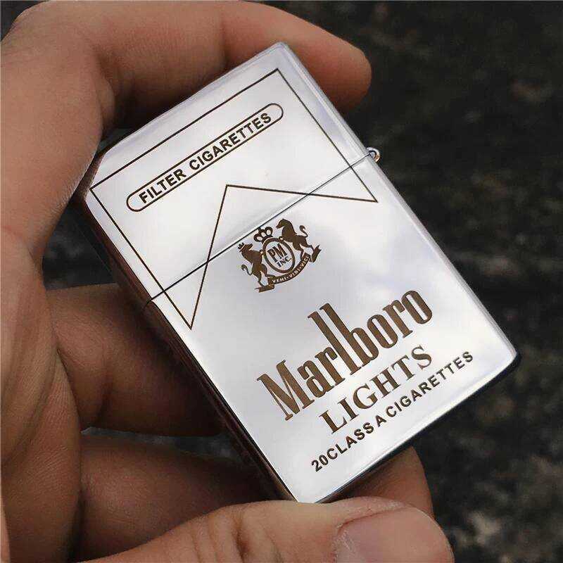 ไฟแช็ค Marlboro Classic Open Flame พร้อมล้อเจียร บรรจุในกล่องของขวัญ ของขวัญสำหรับผู้ชาย ไฟแช็คสำหรั