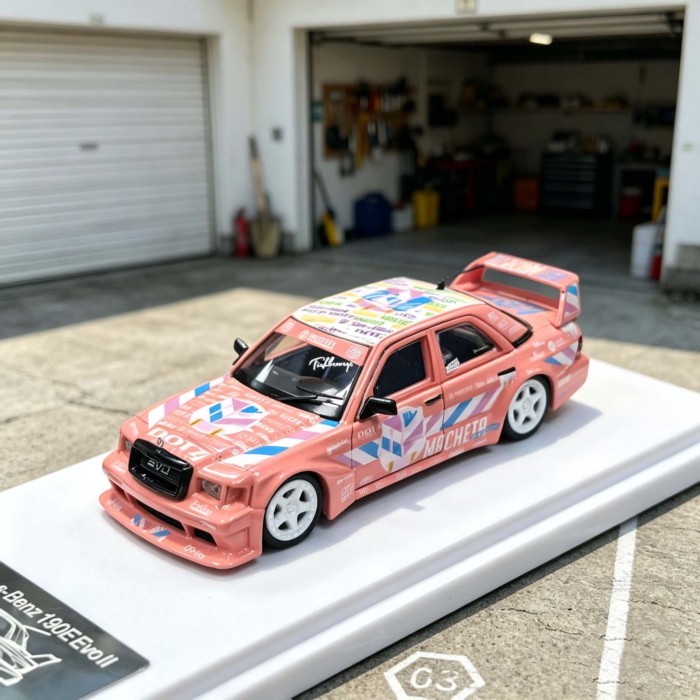Rhino Model 1:64  190E EVO II 粉色มาเชโตะ โรจน์