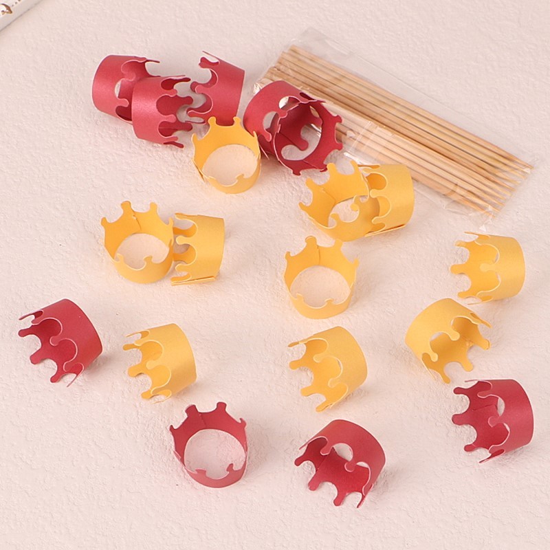 Crown เค้กตกแต่ง ins Retro น่ารักสไตล์ Mini Golden Small Crown เค้ก Plug-In