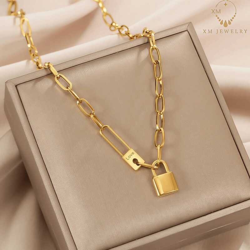 XM JEWELRY สร้อยคอเหล็กไททาเนียม สไตล์ยุโรปและอเมริกา สตรีท ย้อนยุค ฮิปฮอป เข็มกลัดระดับไฮเอนด์