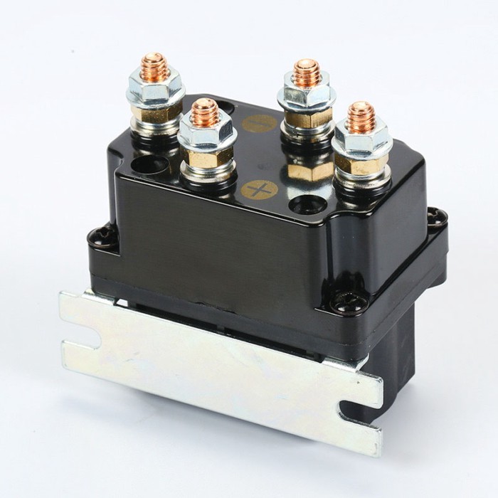 Off-Road Vehicle Electric Winch Relay 250A12V Integrated Waterproof Relay LR4250X Winch Relay