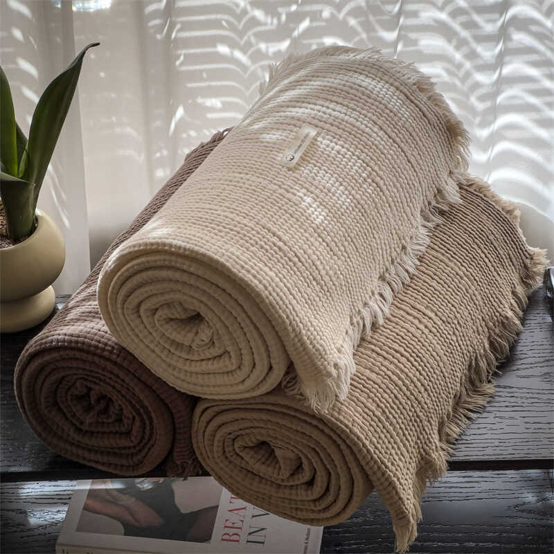 100% Cotton Summer Quilt Air Conditioning Quilt, Gauze Blanket, Airplane Blanket Sofa Cover Blanket