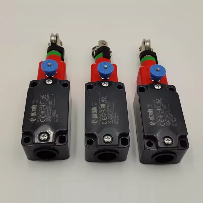 Pizzato Foot Switch Contact VFB501 VFB502 VFB601 FD1878 FD2093 New Original