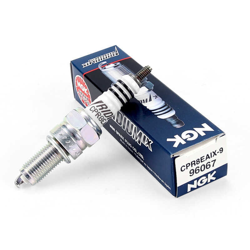 หัวเทียนแท้ NGK รุ่น CPR8EA-9 สำหรับมอเตอร์ไซค์ Haojue DR250 XCR DR300 หัวเทียนอิริเดียม